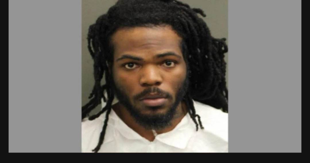 After Francois allegedly shot Owens and Starr, he grabbed the 2-year-old and ran off to his apartment, police said.